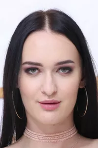 Sasha Sparrow