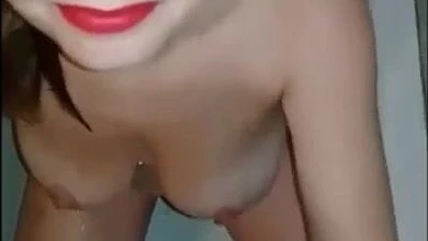 Бесконечная струя: выдача золотого дождя на сиськи и жопу зрелой жены. Муж копил, наверное, целые сутки