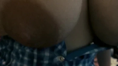 Моя сисястая квартирантка каждый день отдается даже на камеру, чтобы наконец жить бесплатно