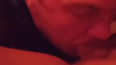 Леша пиздолиз любит лизать...