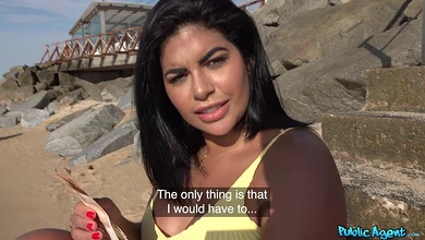 Сисястая латинка пришла на свидание и заработала денег при помощи письки