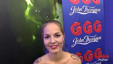 Две молодые немки по очереди обслужили кучу хуёв и все измазались в сперме