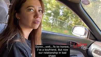 Не только бесплатно прокатилась до города, но и подзаработала ротиком немного баблишка