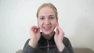 Кастинг-хуястинг Маши, очень глупой 18-летней студентки